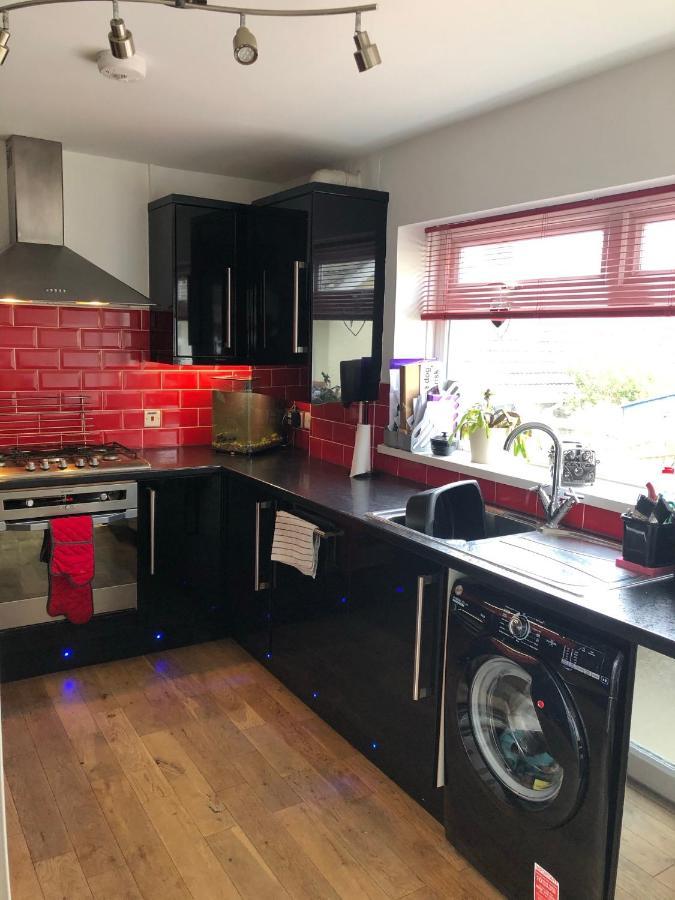 Six By The Sea - 2 Bed House - A Little Something For Everyone Saint Columb Minor Εξωτερικό φωτογραφία